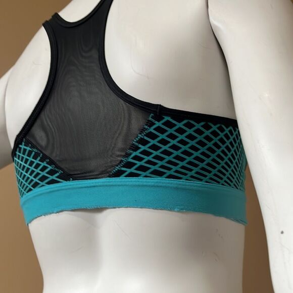 Nike sporty bras / Size S - Picture 4 of 11